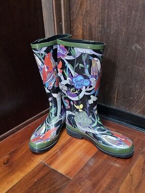 SAK rain Boots Sz 10 Colorful Floral